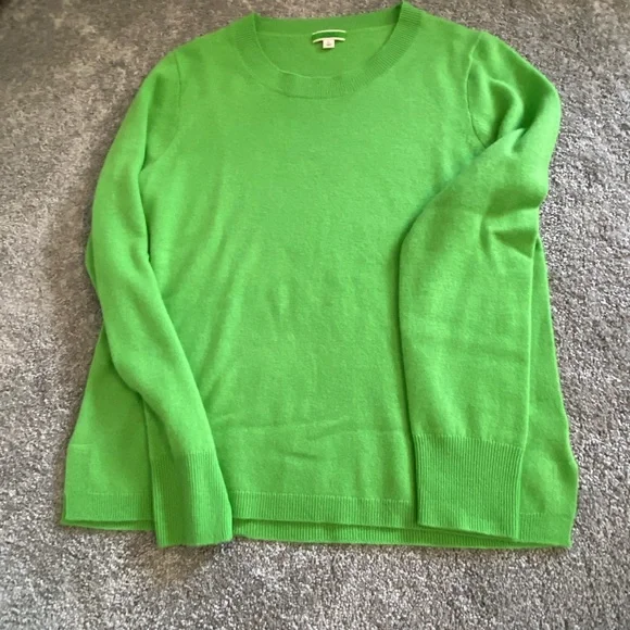JCrew cashmere sweater Size L bright Excellent Smoke free  home